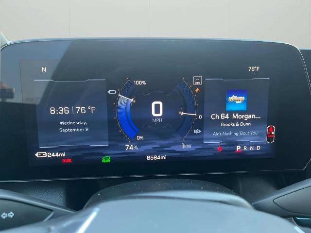 Used 2024 Chevrolet Equinox EV LT FWD image 22