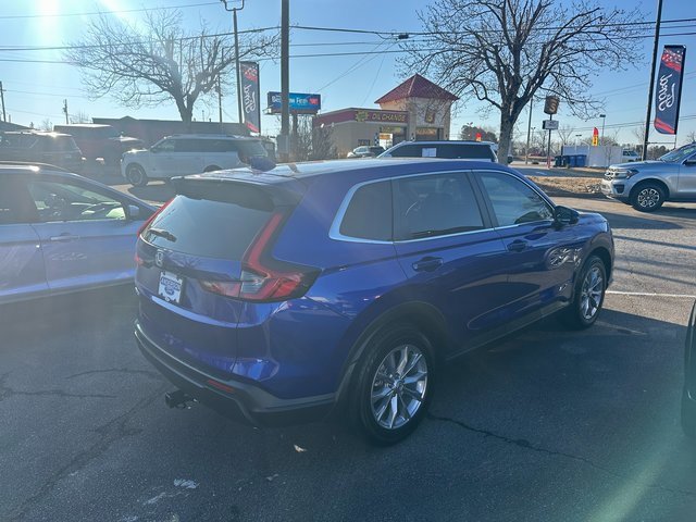 Used 2025 Honda CR-V EX image 2