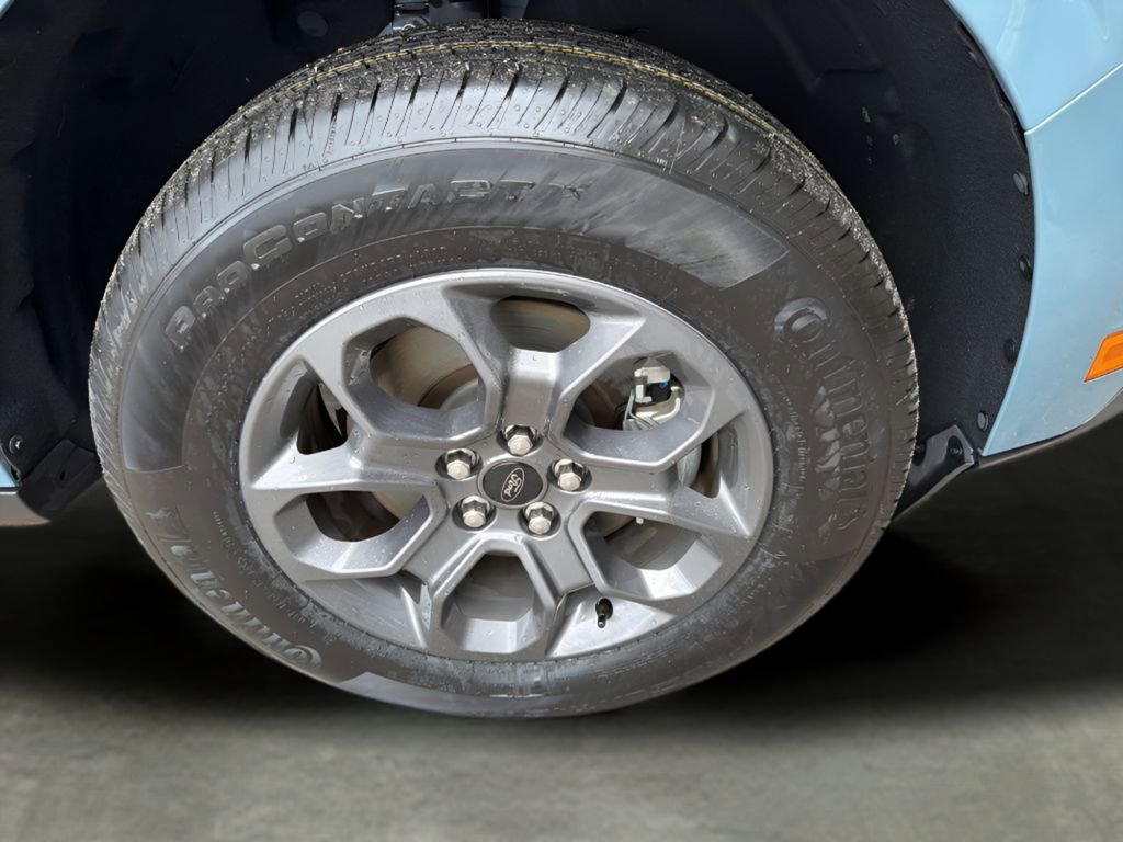 Certified 2022 Ford Maverick XLT image 4