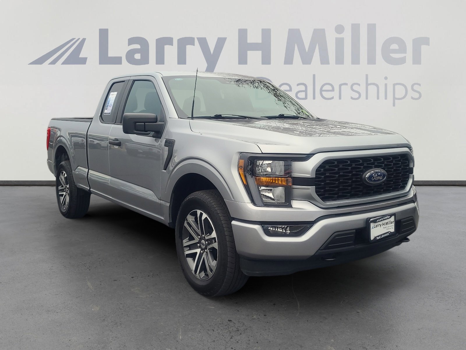 Certified 2023 Ford F150 XL w/ STX Appearance Package image 7