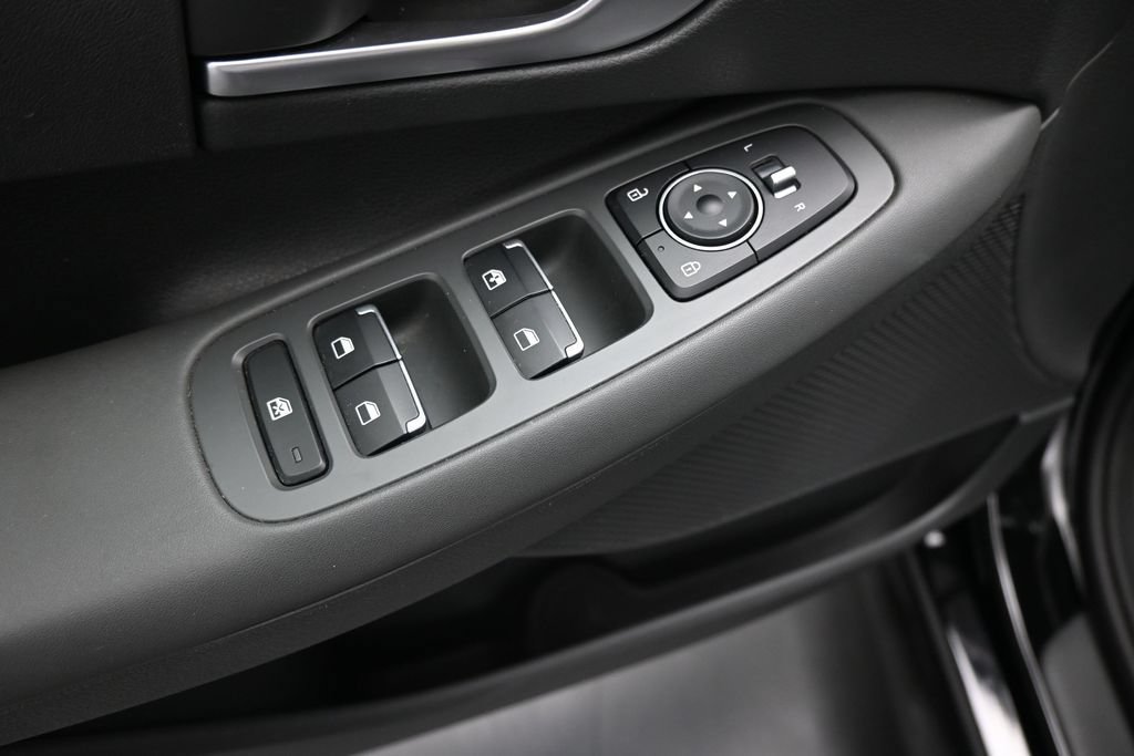 Used 2020 Hyundai Sonata SE w/ Cargo Package FWD image 10