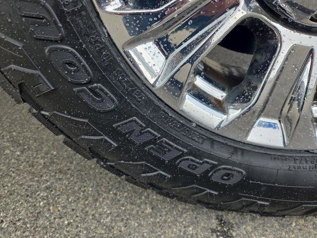Certified 2019 Ford F250 XLT w/ XLT Premium Package AWD/4WD image 11