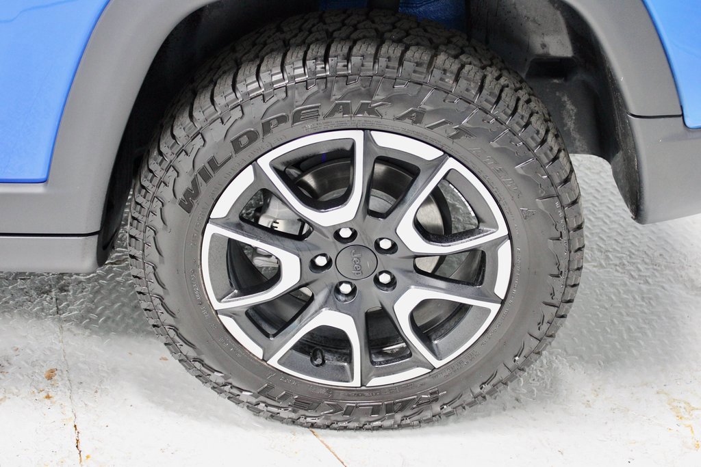 Used 2024 Jeep Compass Trailhawk w/ Trailhawk Elite Group image 19