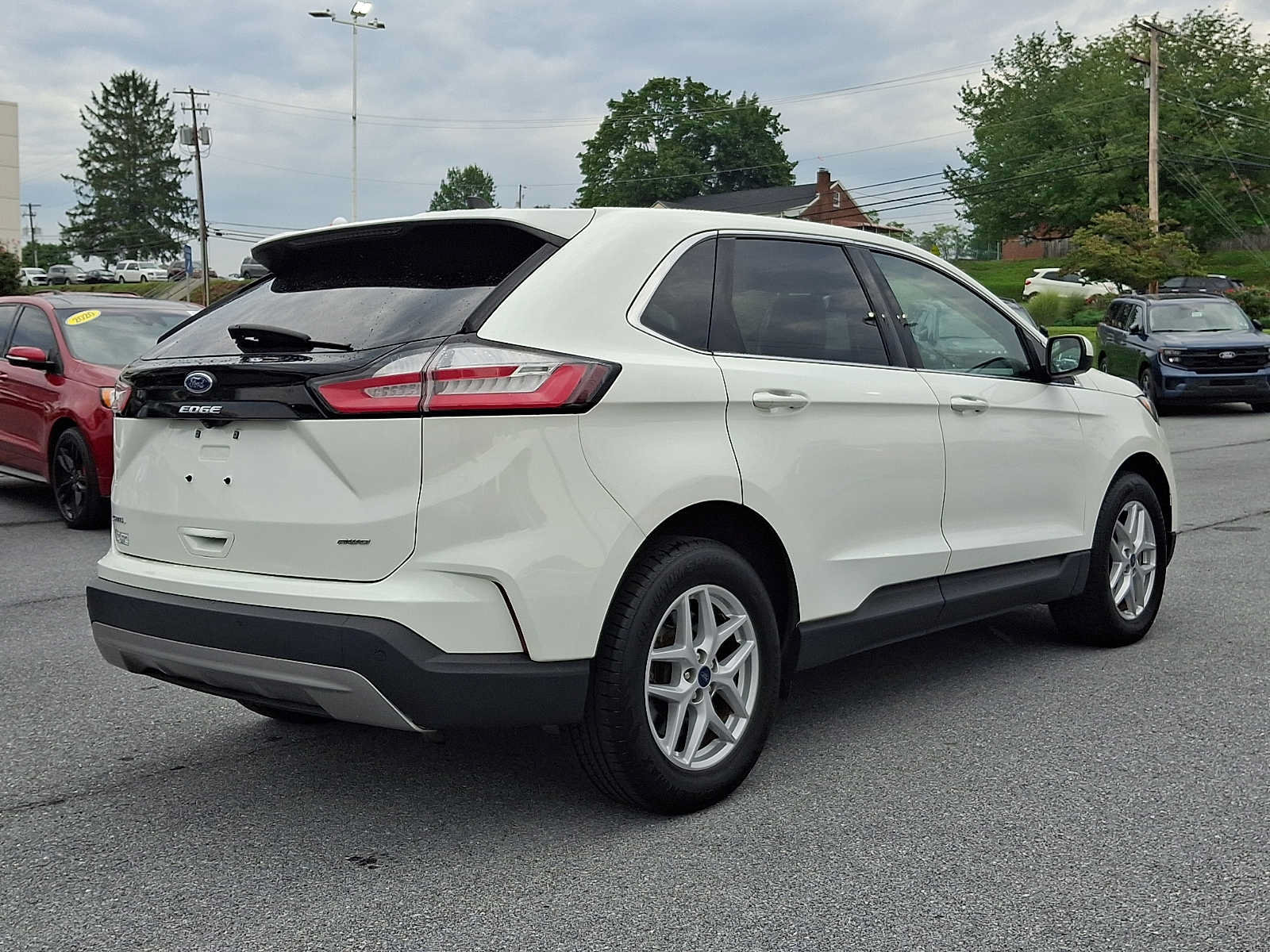 Certified 2021 Ford Edge SEL w/ Convenience Package AWD/4WD image 6