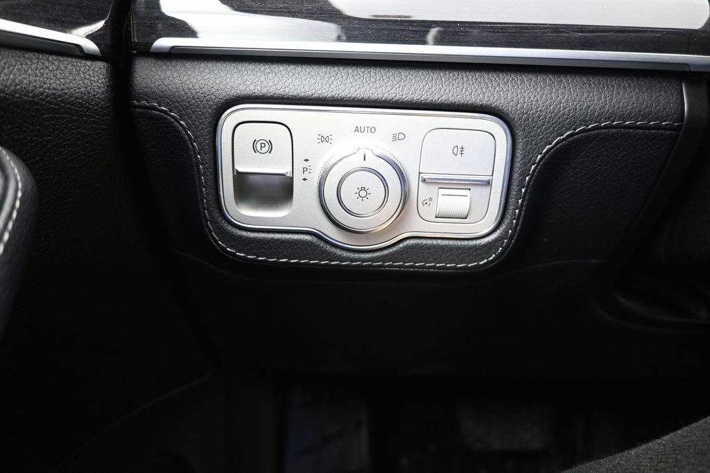 Used 2023 Mercedes-Benz GLE 350 4MATIC image 18