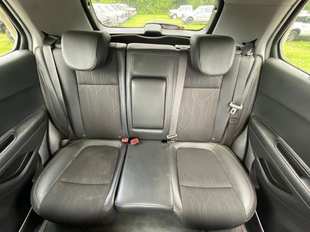 Used 2022 Chevrolet Trax LT AWD/4WD image 9