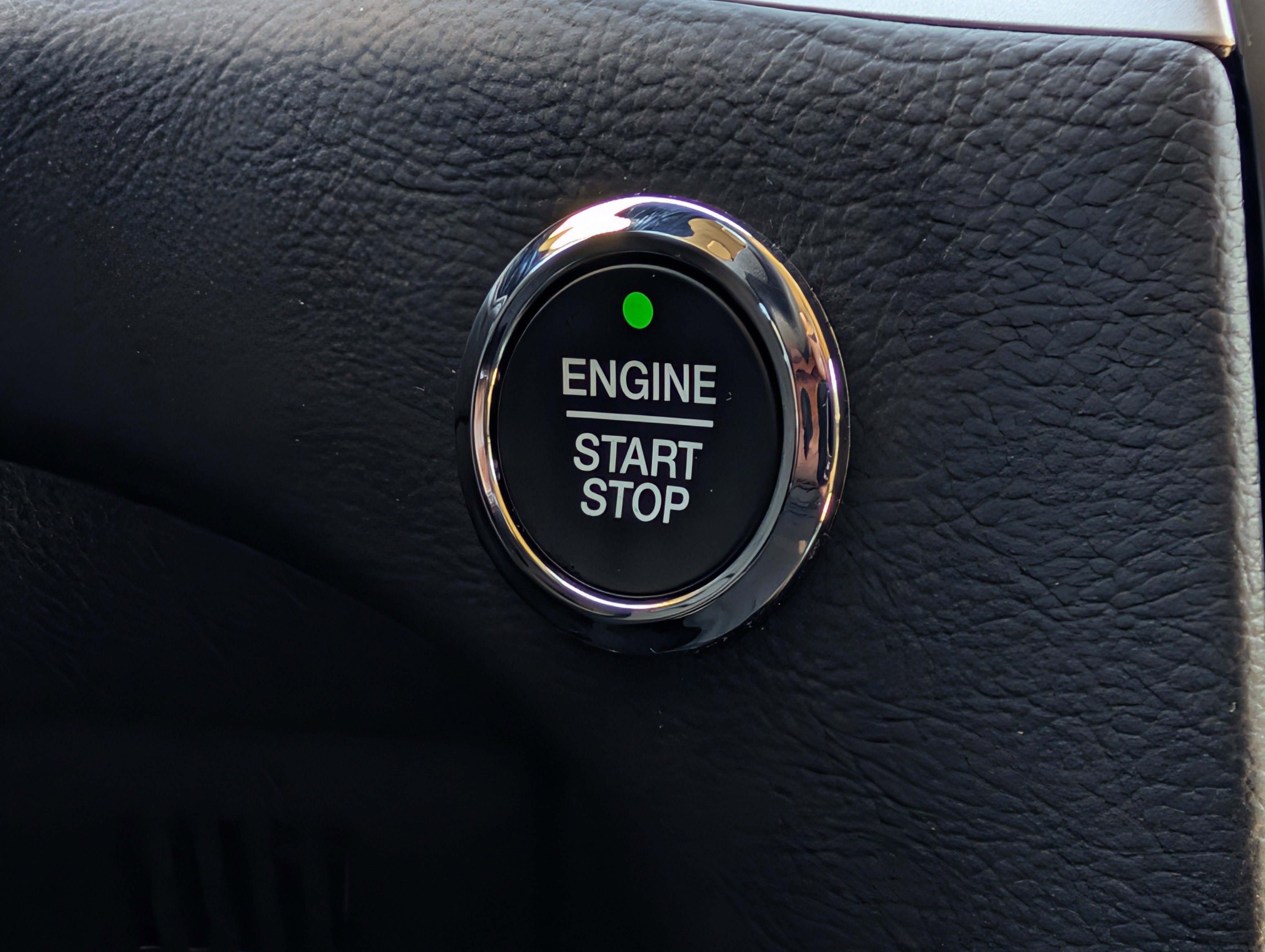 Certified 2024 Ford Edge SE image 31