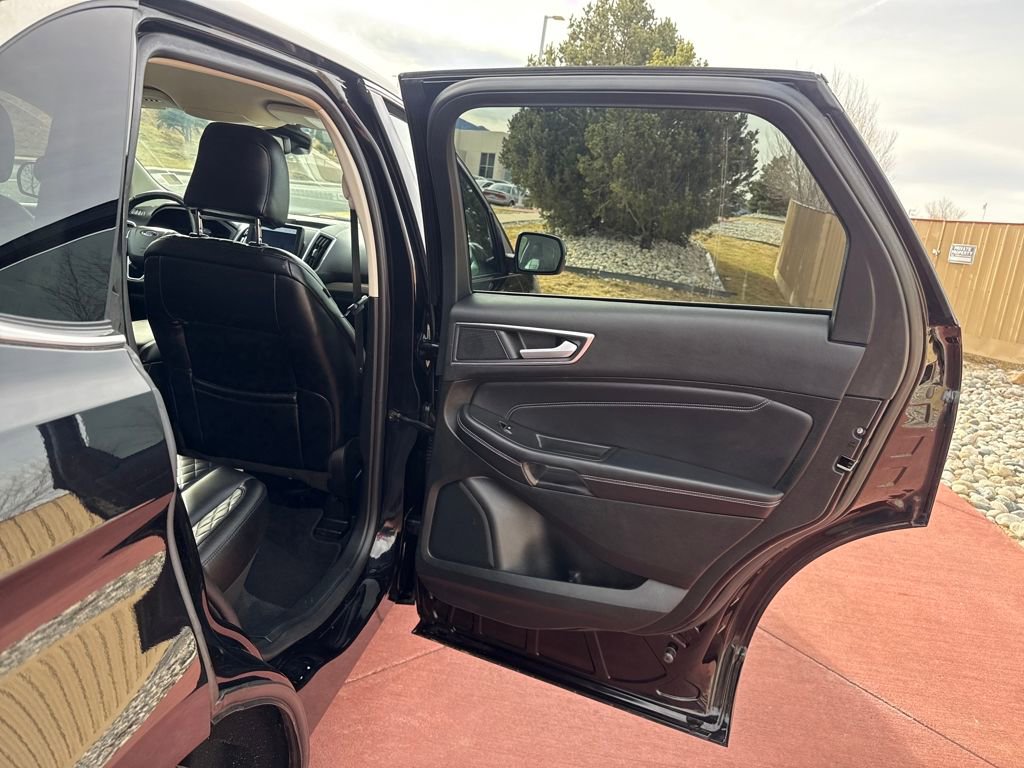 Certified 2024 Ford Edge Titanium AWD/4WD image 23