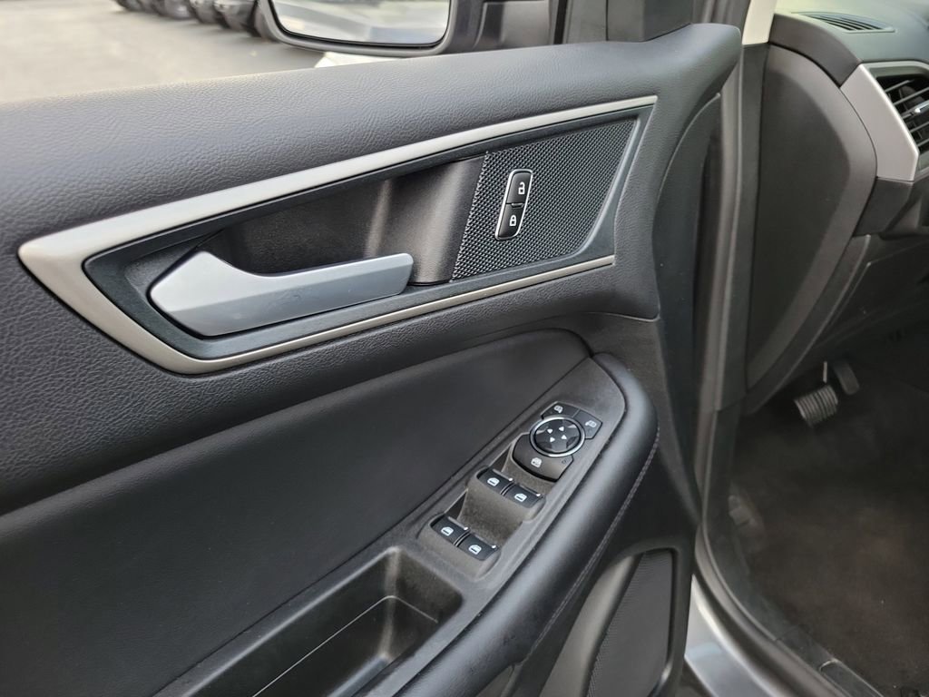 Certified 2024 Ford Edge SEL image 19