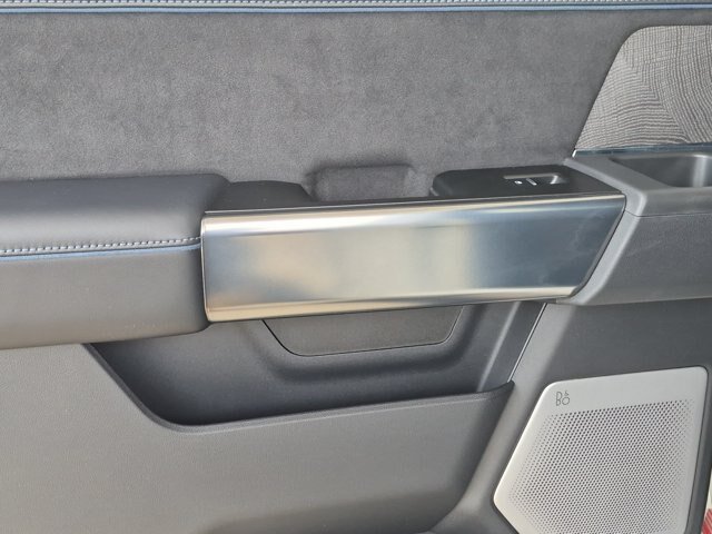 Certified 2025 Ford F350 Platinum AWD/4WD image 29