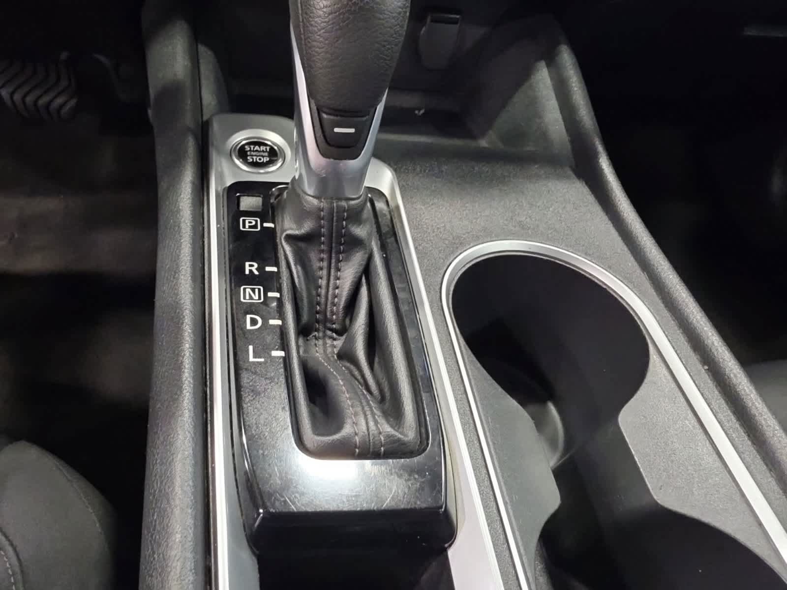 Used 2022 Nissan Altima 2.5 SV FWD image 23
