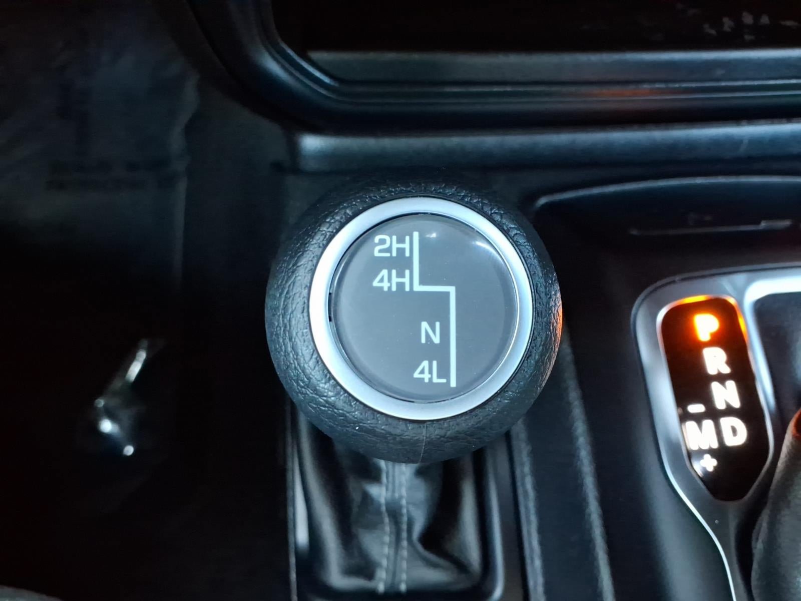 Used 2024 Jeep Wrangler Sport AWD/4WD image 25