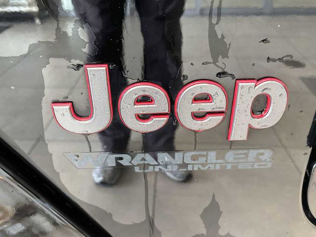 Used 2018 Jeep Wrangler Unlimited Rubicon w/ LED Lighting Group AWD/4WD image 28