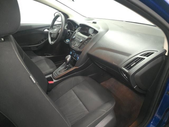 Certified 2018 Ford Focus SE FWD image 4