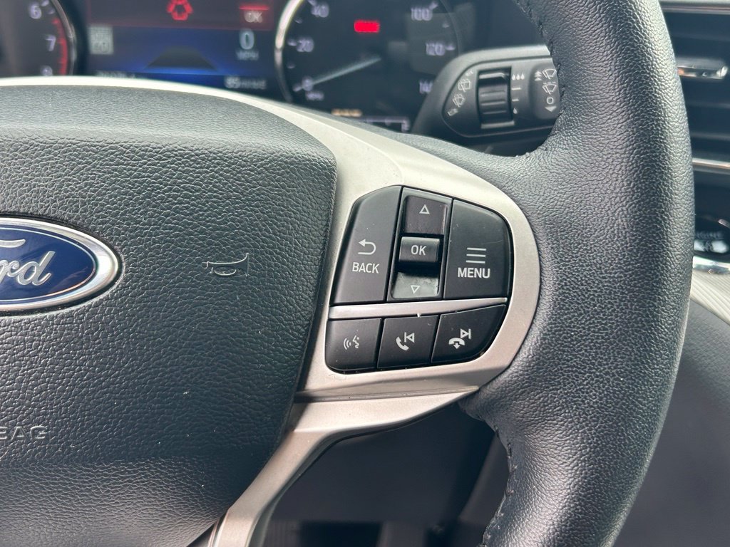 Certified 2023 Ford Explorer XLT w/ Equipment Group 202A RWD image 38