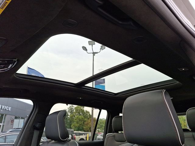 Used 2022 Jeep Grand Cherokee L Summit image 22