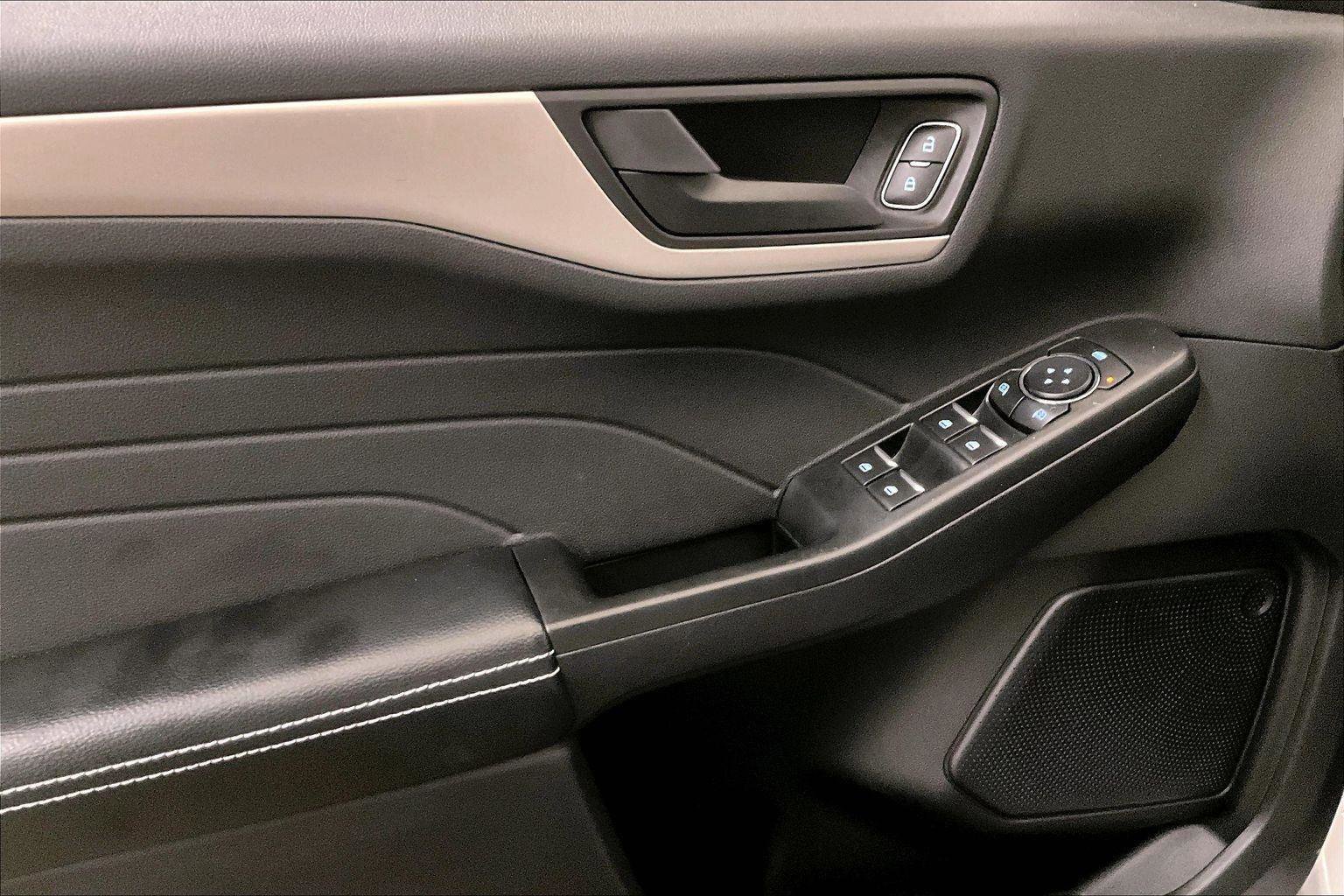 Certified 2022 Ford Escape S image 22