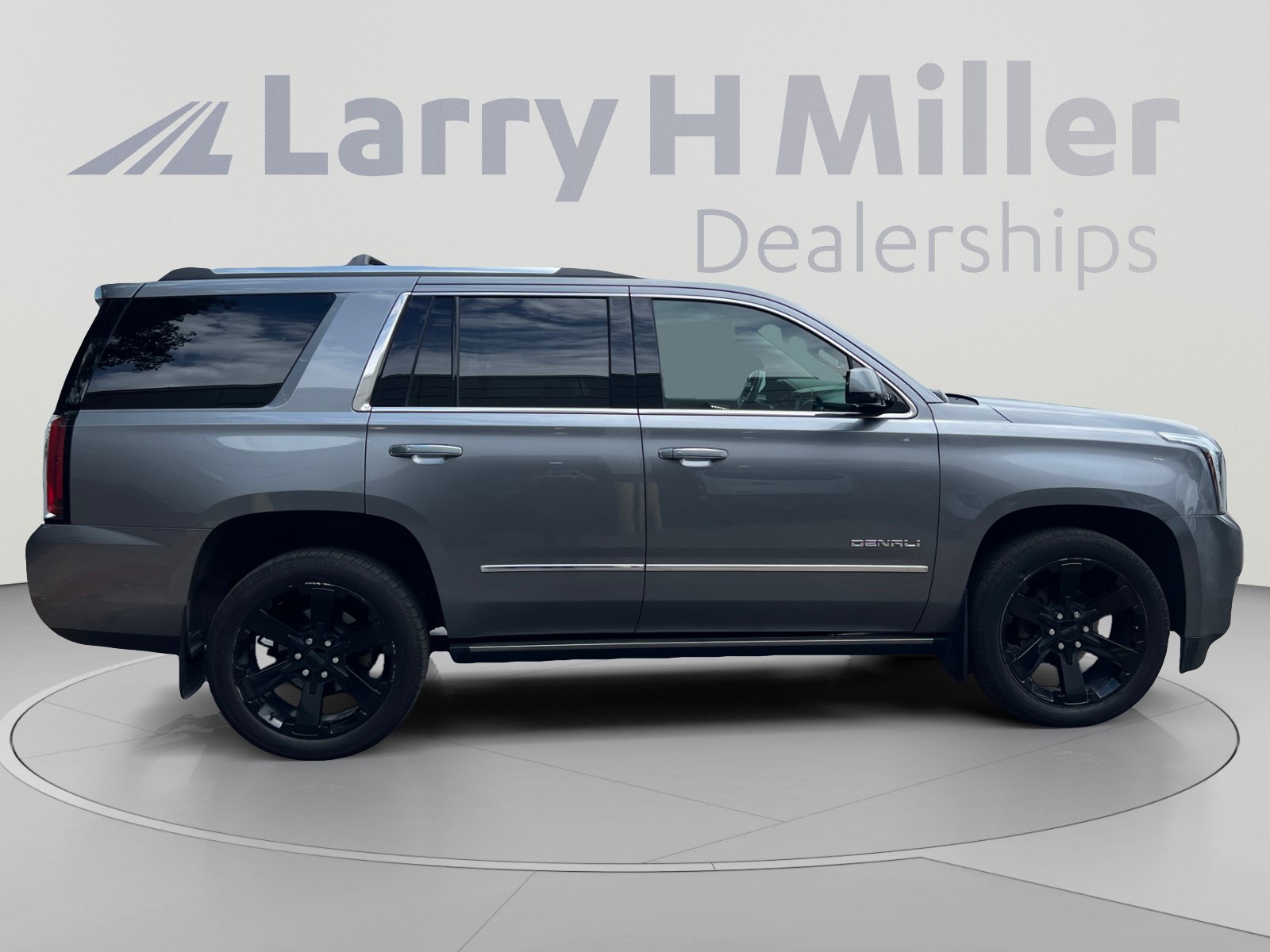 Used 2020 GMC Yukon Denali AWD/4WD image 6