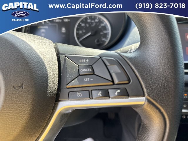 Used 2025 Nissan Versa SV FWD image 22