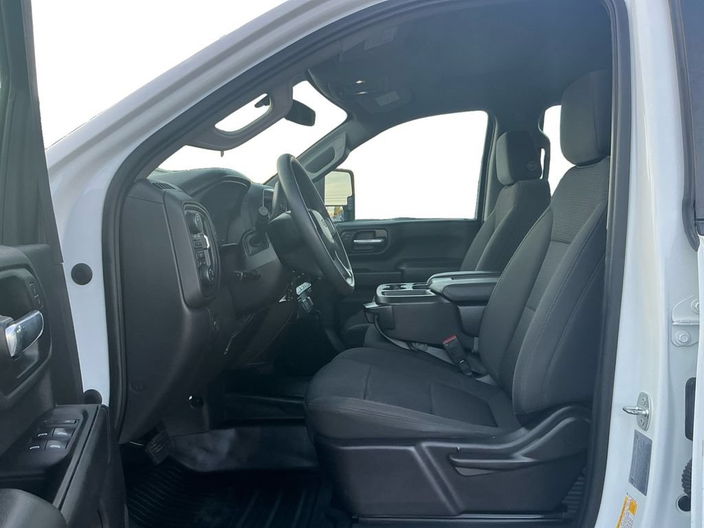 Used 2022 Chevrolet Silverado 2500 W/T AWD/4WD image 14