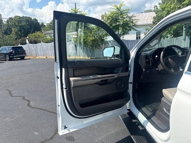 Certified 2021 Ford Expedition Max Limited AWD/4WD image 11