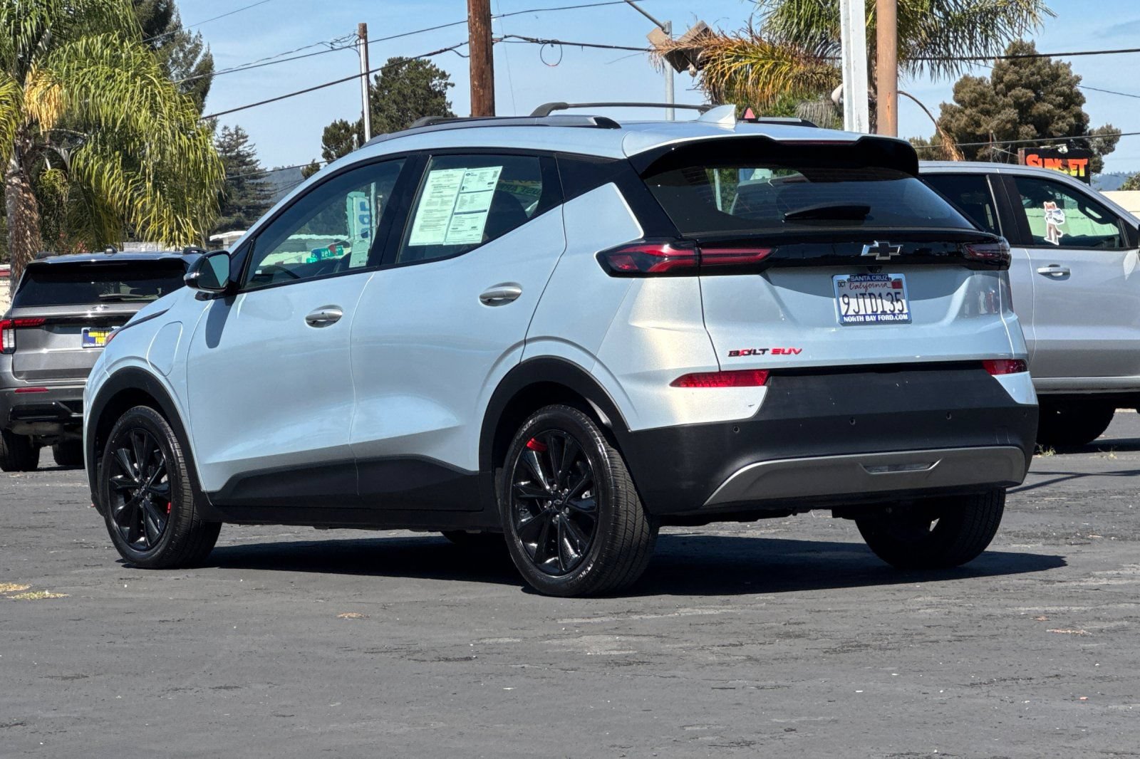 Used 2023 Chevrolet Bolt EUV LT w/ Convenience Package FWD image 29