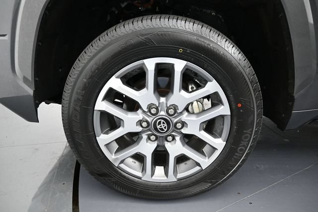 Used 2026 Toyota Tundra 1794 Edition AWD/4WD image 9