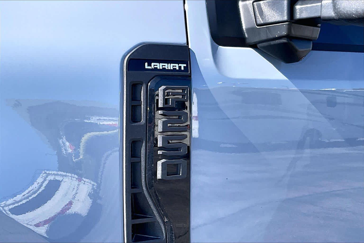 Certified 2024 Ford F250 Lariat w/ Lariat Ultimate Package AWD/4WD image 28