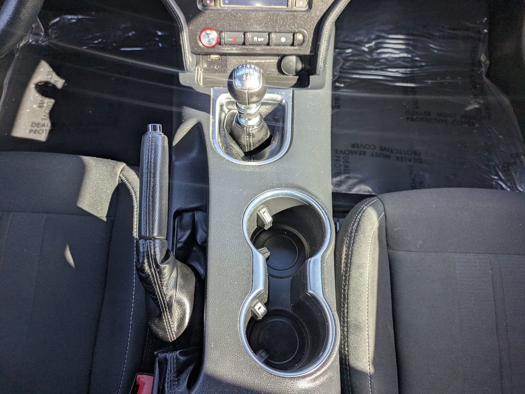 Certified 2022 Ford Mustang Coupe RWD image 19
