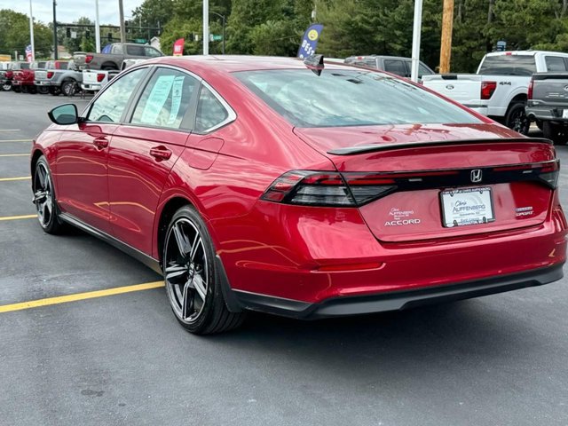 Used 2025 Honda Accord Sport image 6