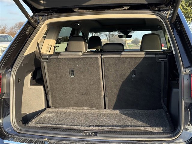 Used 2025 Volkswagen Atlas SEL Premium R-Line image 34