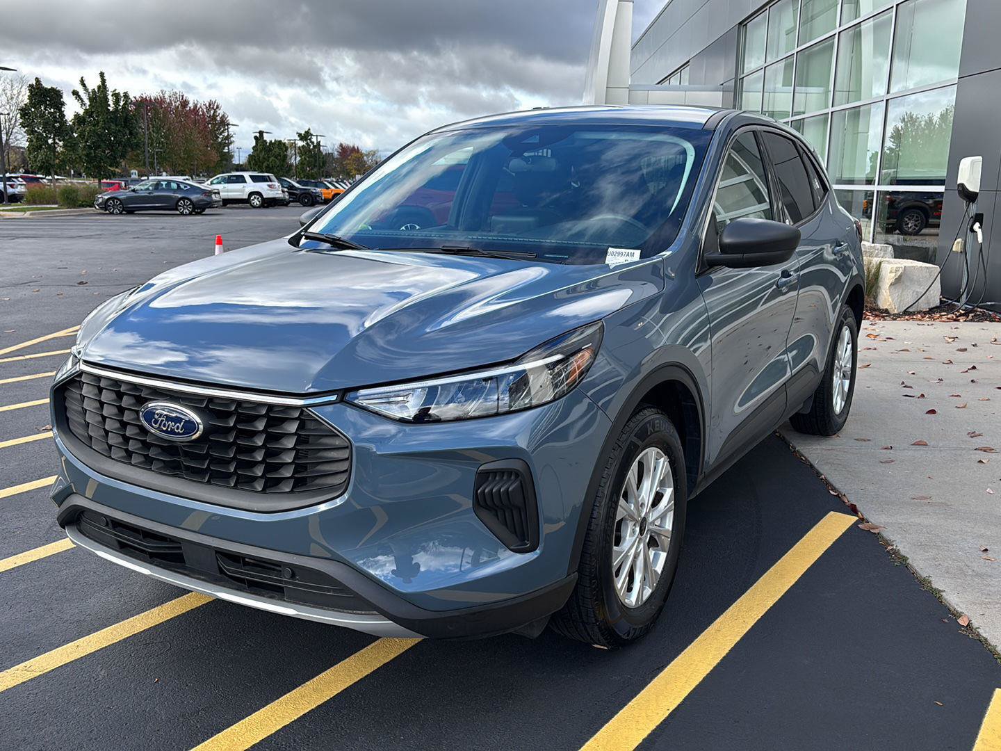Certified 2023 Ford Escape Active AWD/4WD image 3