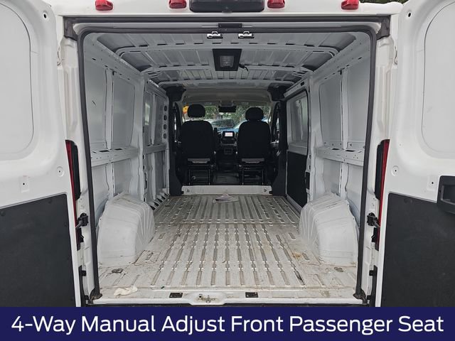 Used 2025 RAM ProMaster 2500 w/ Convenience Group FWD image 15