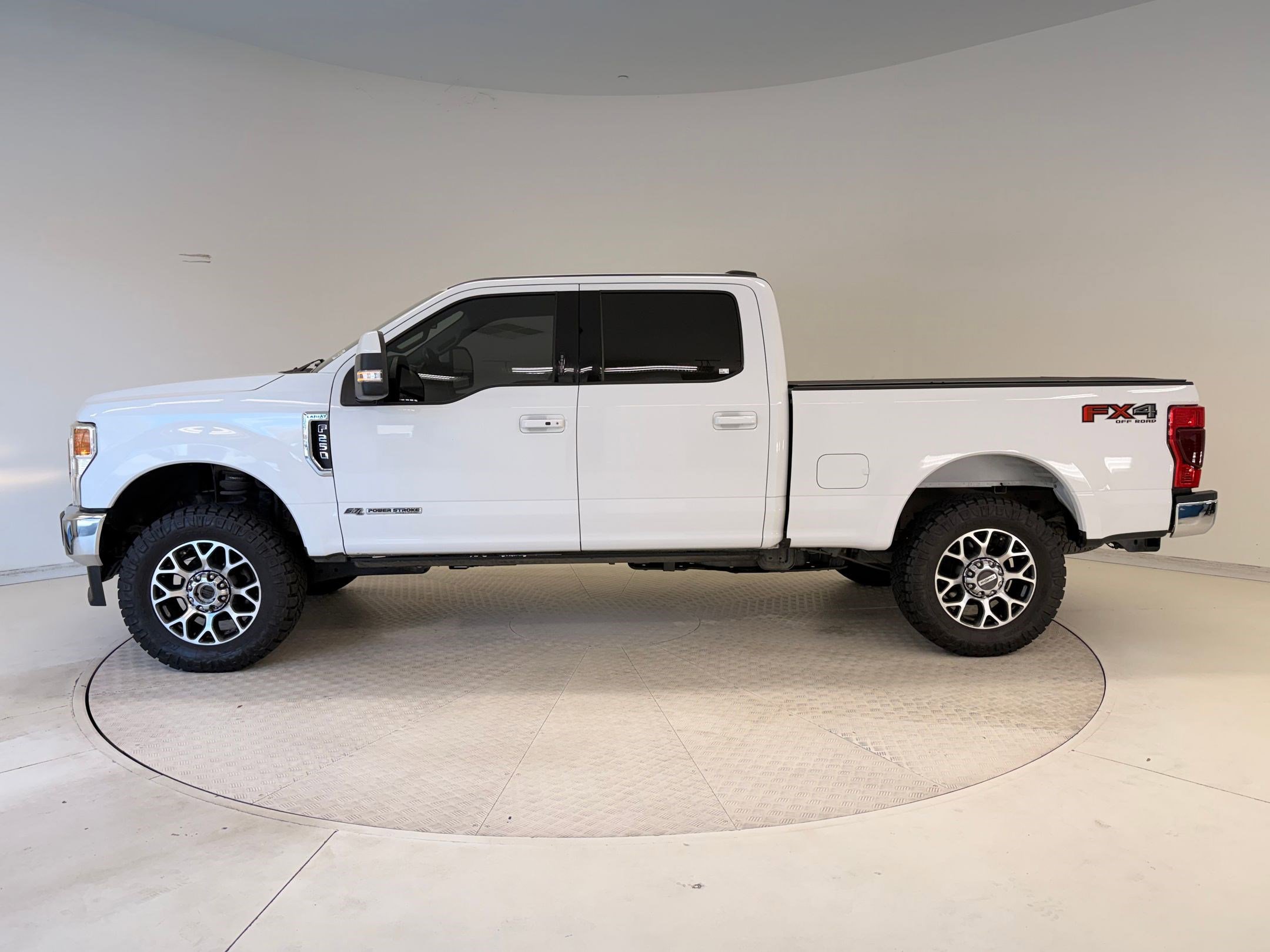 Certified 2020 Ford F250 Lariat w/ Lariat Ultimate Package image 2
