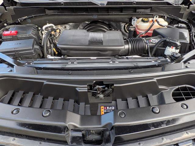 Used 2022 Cadillac Escalade Premium Luxury image 17