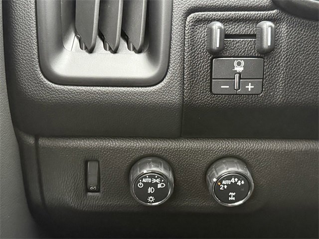 Used 2021 Chevrolet Colorado LT w/ LT Convenience Package image 20