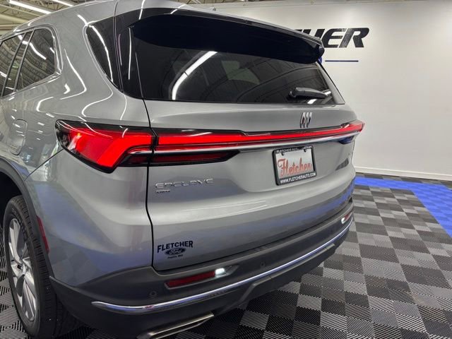 Used 2025 Buick Enclave Preferred w/ Power Package AWD/4WD image 8