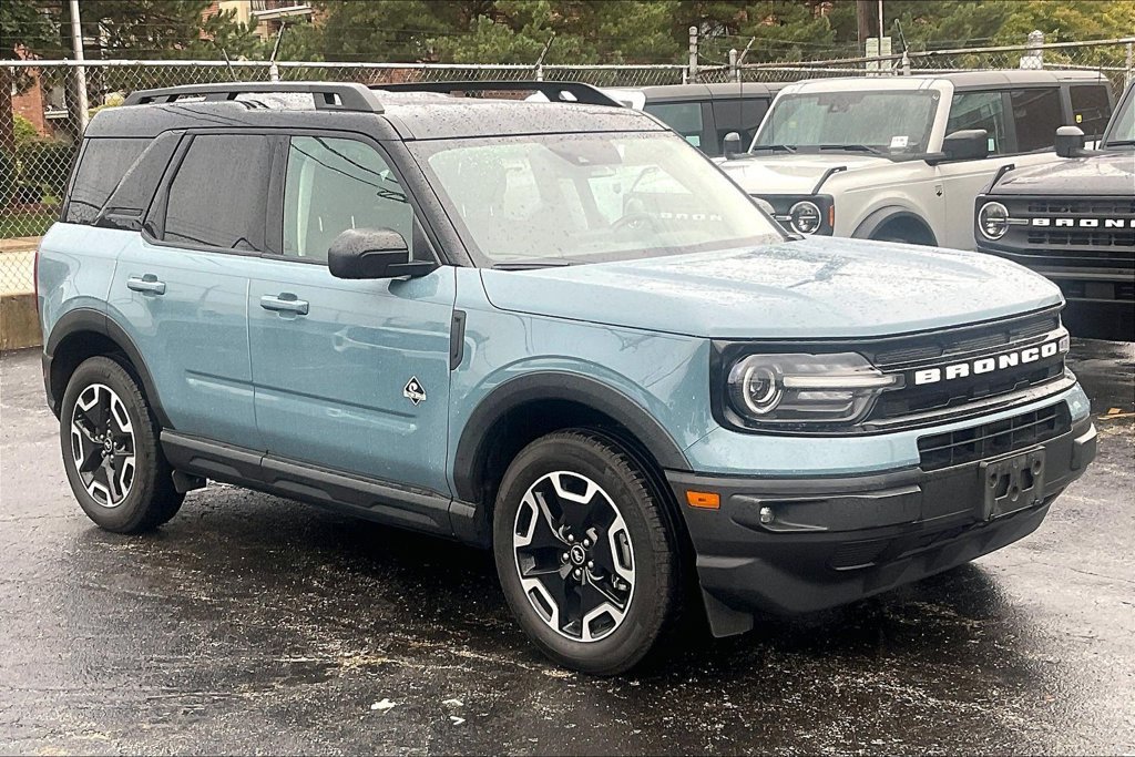 Certified 2023 Ford Bronco Sport Outer Banks w/ Tech Package AWD/4WD image 34