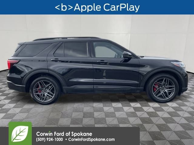 Certified 2025 Ford Explorer ST image 11