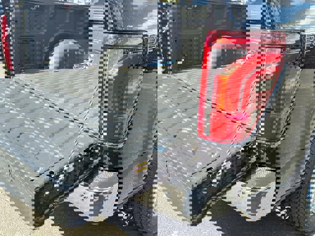 Certified 2024 Ford F150 Lariat w/ FX4 Off-Road Package image 16