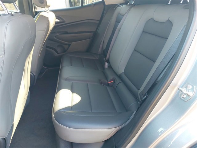 Used 2025 Chevrolet Trax ACTIV w/ Sunroof Package image 15