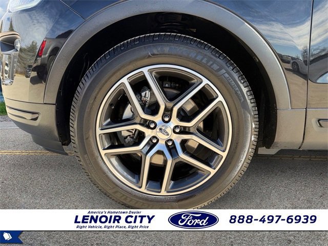 Certified 2019 Ford Explorer Sport image 9