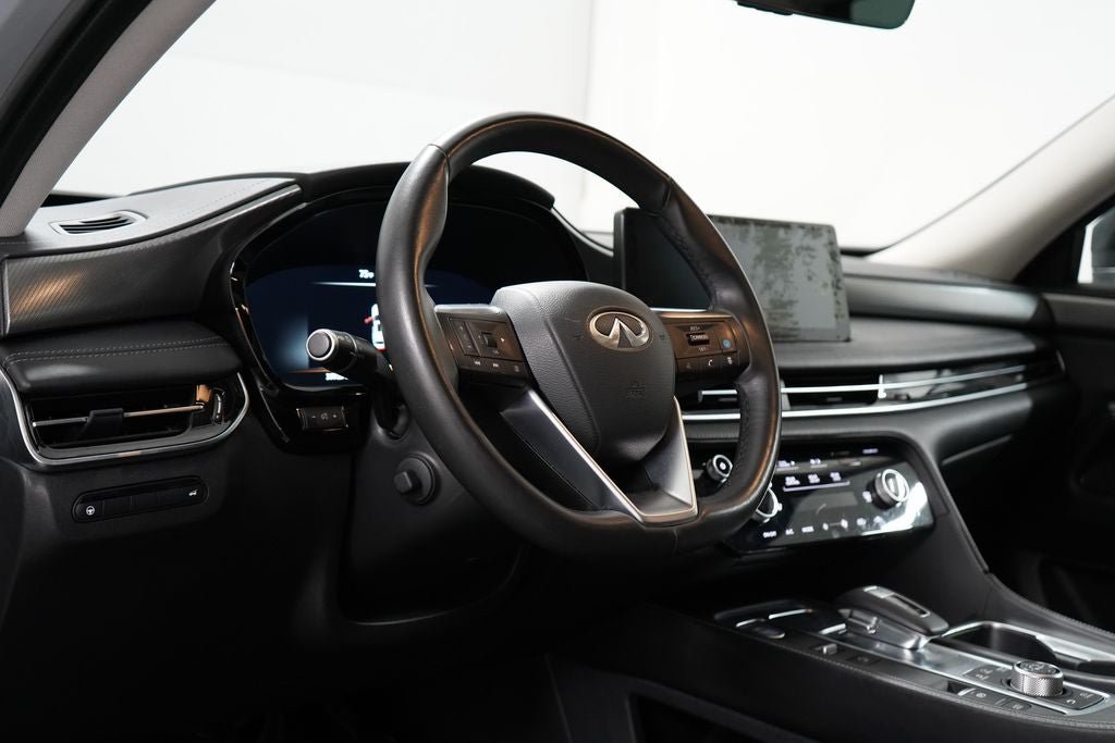 Used 2025 INFINITI QX60 Luxe AWD/4WD image 15