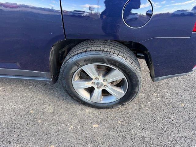 Used 2017 Jeep Compass High Altitude image 8