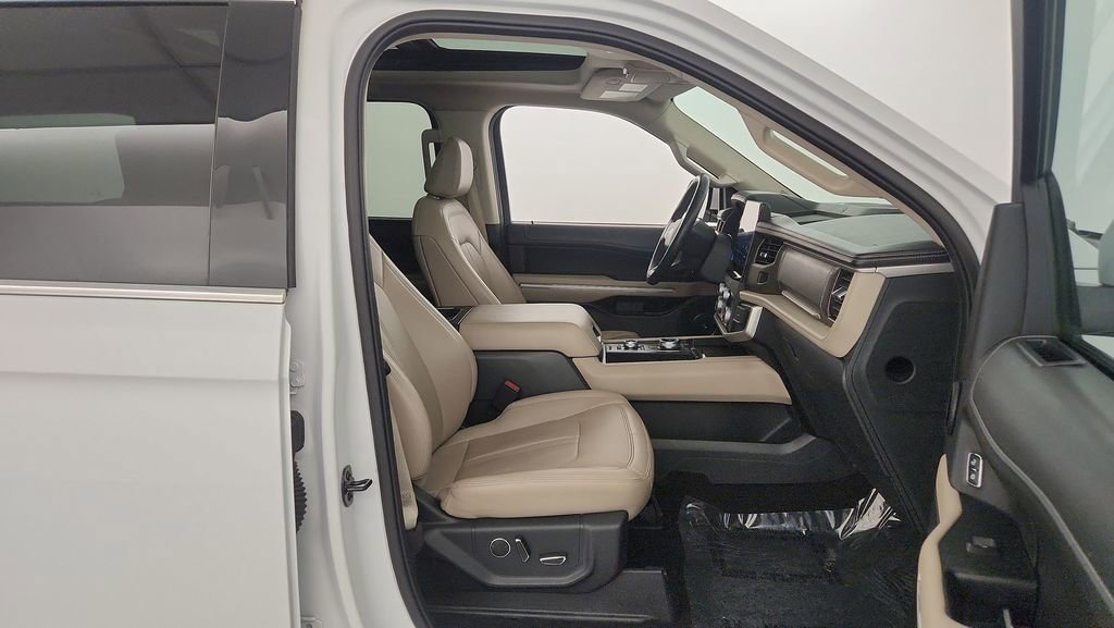 Certified 2023 Ford Expedition Limited AWD/4WD image 36