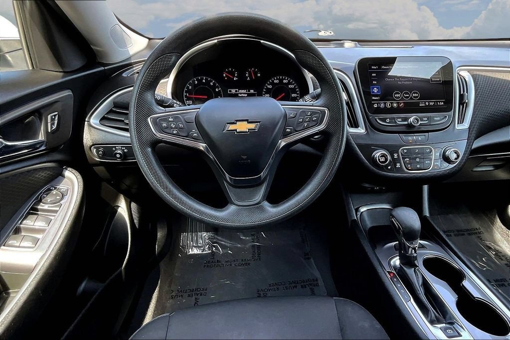 Used 2023 Chevrolet Malibu LT FWD image 10