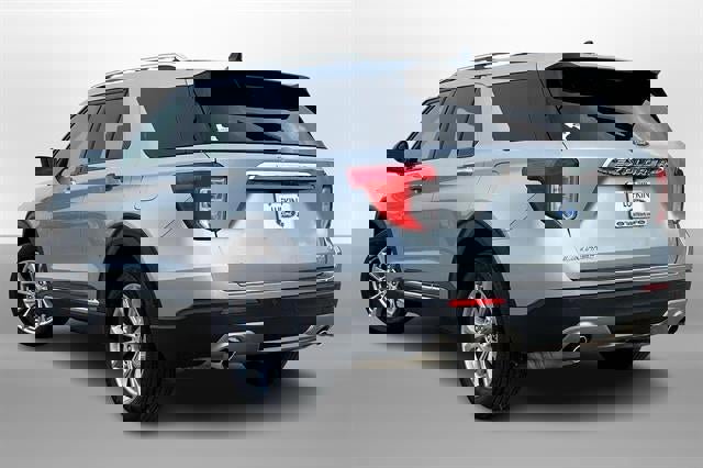 Certified 2023 Ford Explorer Limited image 4