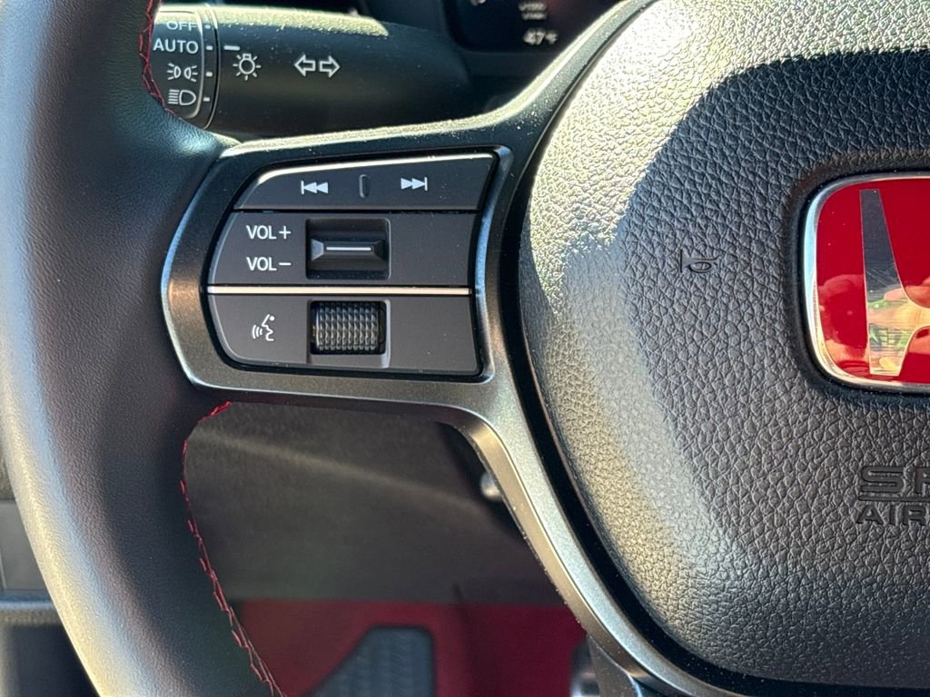 Used 2025 Honda Civic Type R image 17