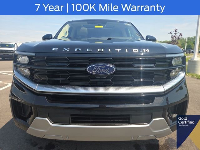 Certified 2025 Ford Expedition Max Platinum w/ Driver's Package AWD/4WD image 4