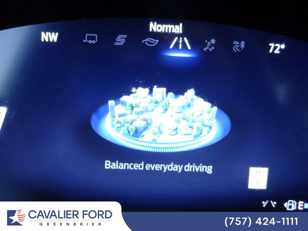 Certified 2025 Ford Explorer ST-Line AWD/4WD image 37